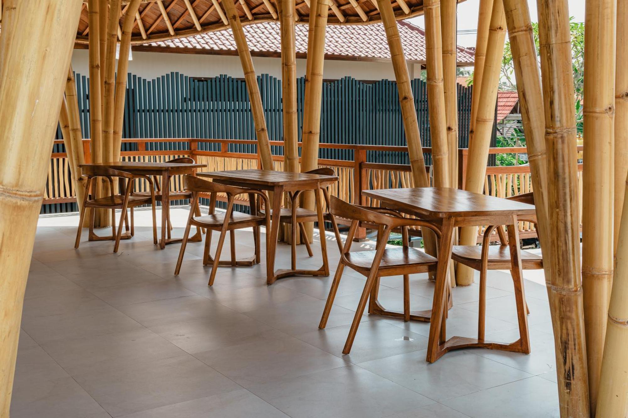 Putri Ayu Cottages Ubud Buitenkant foto